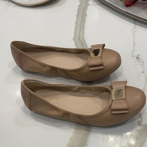 Cole Haan Women's Beige Bow Ballet Flats with Gold Hardware